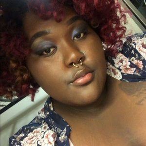 Meet your Posher, Nakia